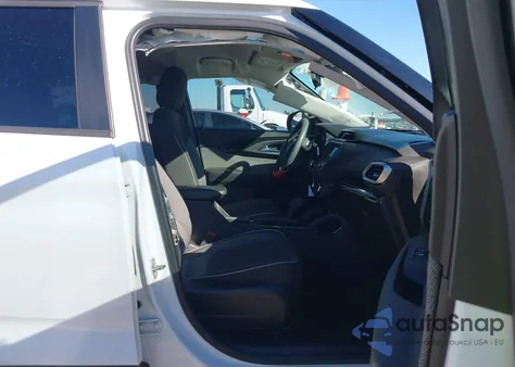 2021 Chevrolet Trailblazer Fwd Ls z USA, uszkodzony, nr VIN KL79MMS22MB008688